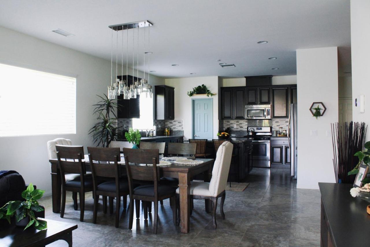 Entire Bungalow W/ Private Pool Near Palm Springs! Indio Kültér fotó