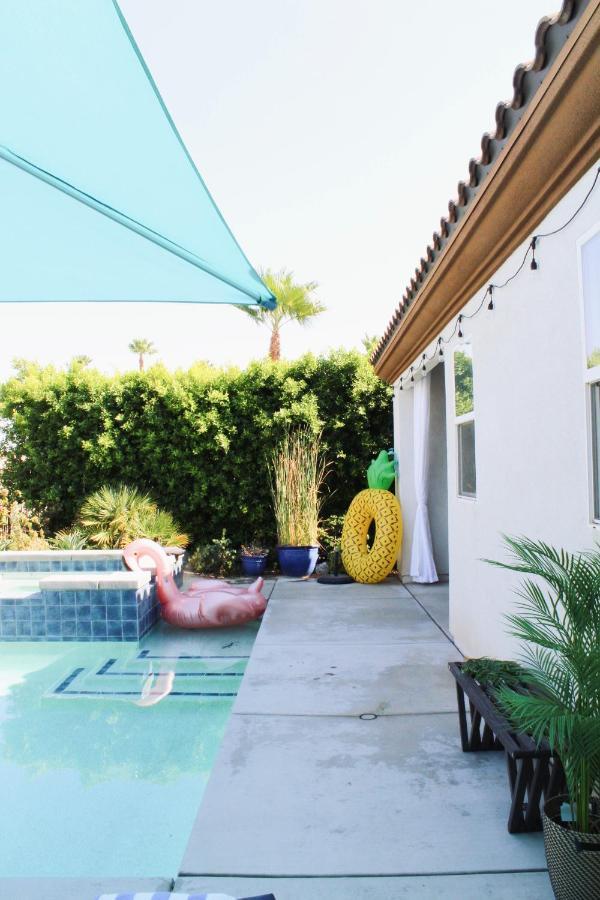 Entire Bungalow W/ Private Pool Near Palm Springs! Indio Kültér fotó